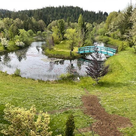קוטג' גרוב Lakeside Villa מראה חיצוני תמונה
